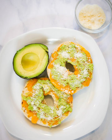 Avocado Cheese Bagels