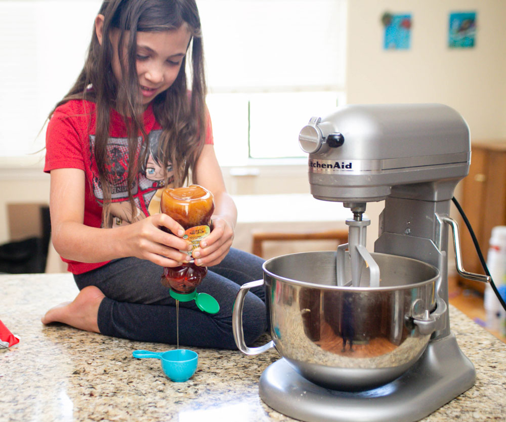 Measure honey for granola bars