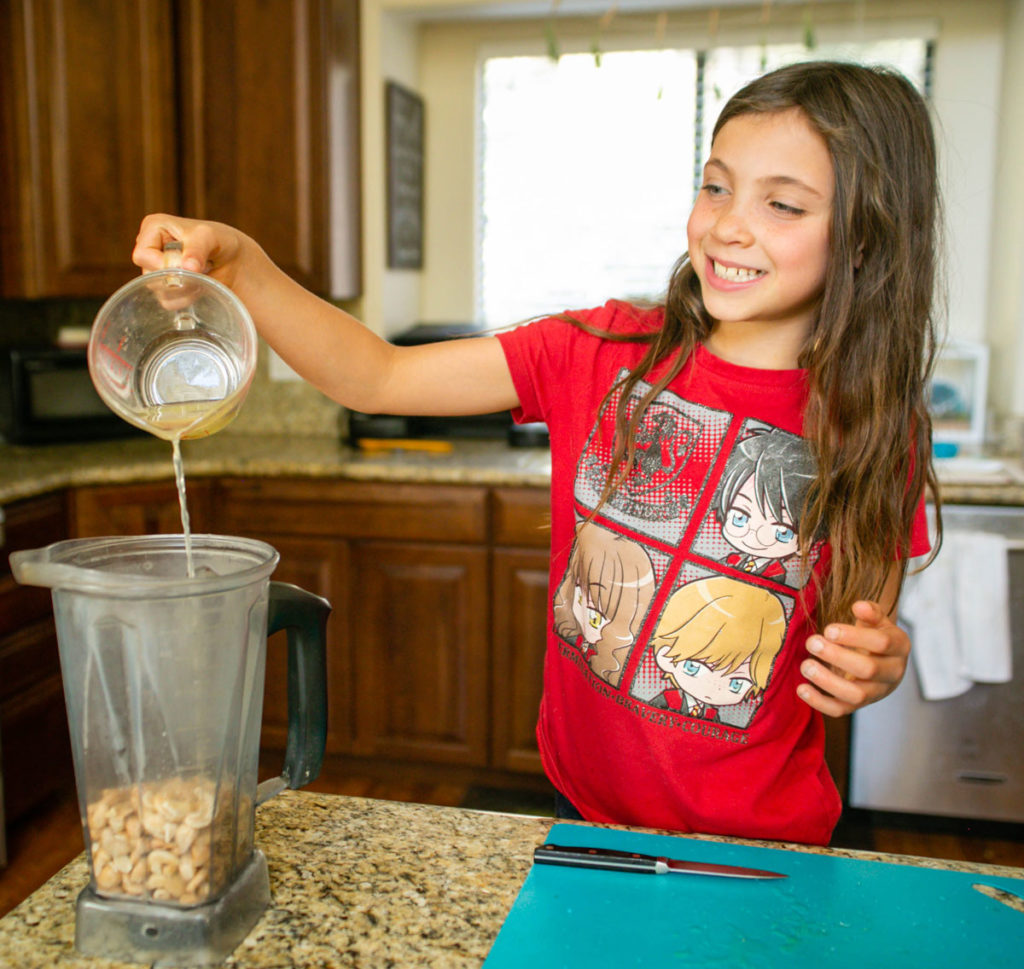 Add lemon juice to blender